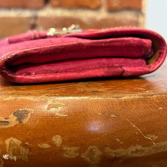 Coach Soho Buckle Signature Wallet Clutch Y2K Barbie Pink Jacquard Leather Flap - Picture 12 of 16